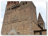 Urlaub in Frankreich (12)
Tournus eine kleine Stadt mit Kirche ...